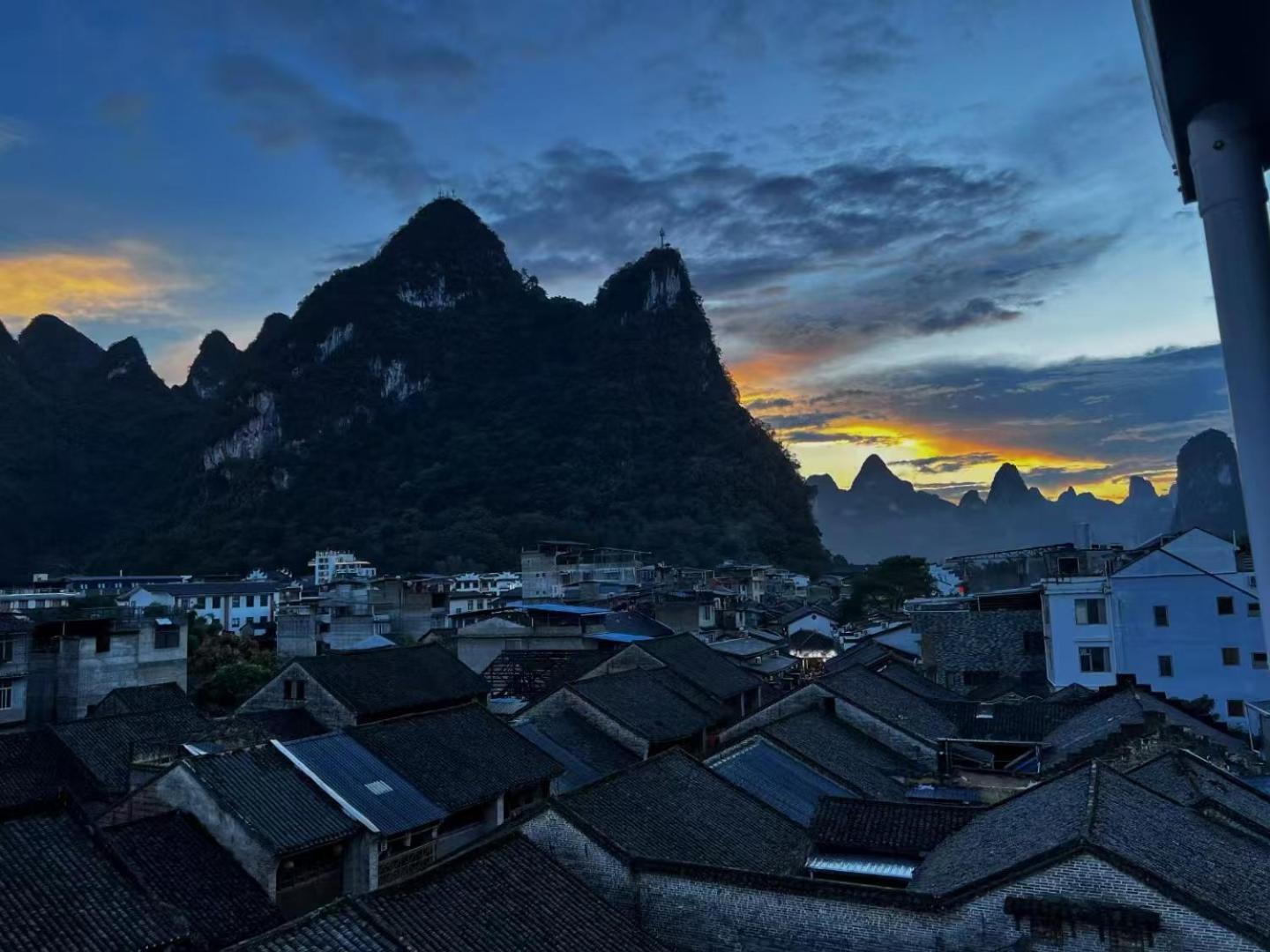 Autumn Inn Yangshuo Εξωτερικό φωτογραφία